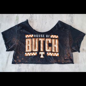 Off the shoulder TN Football crop